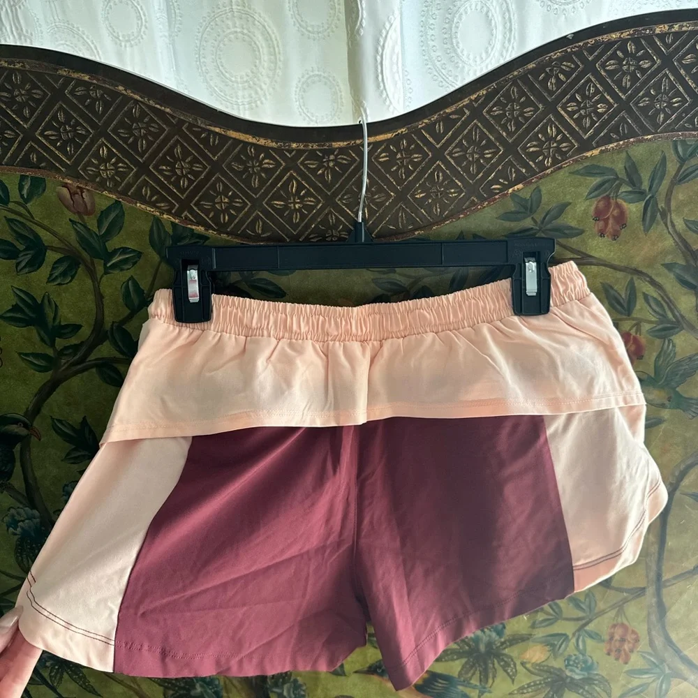 Free People Free Rappel Shorts in Burgundy - Picture 7 of 7